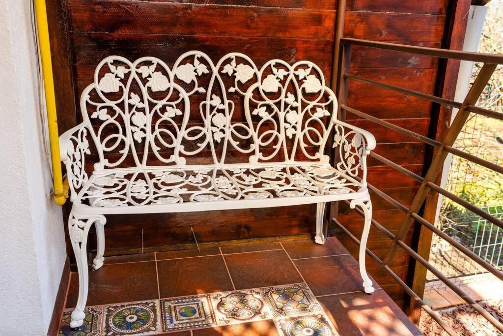 Вілла Cozy House With Nice Garden In Heart Of City Center Клуж-Напока Екстер'єр фото